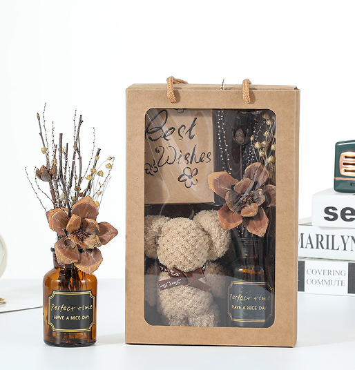 Gift with Dried Pampas Grass, Bear and Others